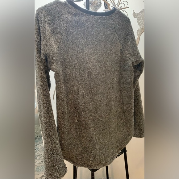 NWT Super soft cozy 2 pice lounge set Dark Gray top & plaid lounge pants Size S - Picture 3 of 10